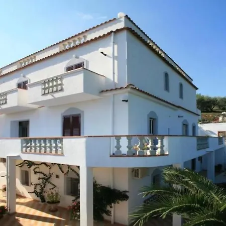 Hotel Godenizzo